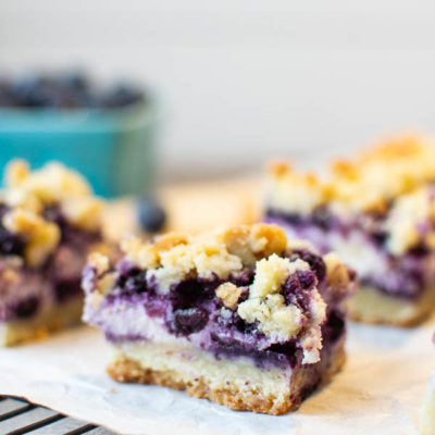 Blueberry Crumble Cheesecake Bars