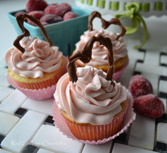 Fresh Strawberry Cupcakes