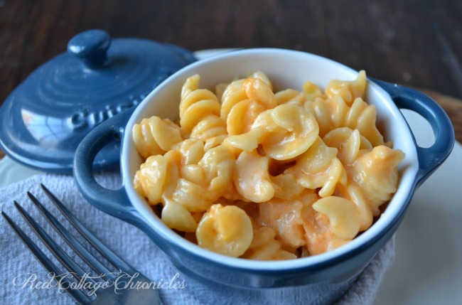 Slow cooker macaroni and cheese