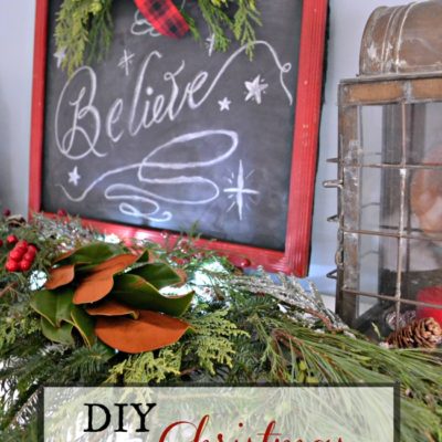 DIY Christmas Chalkboard Sign