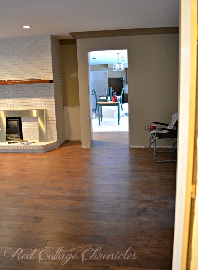 Easy access from the kitchen to the family room