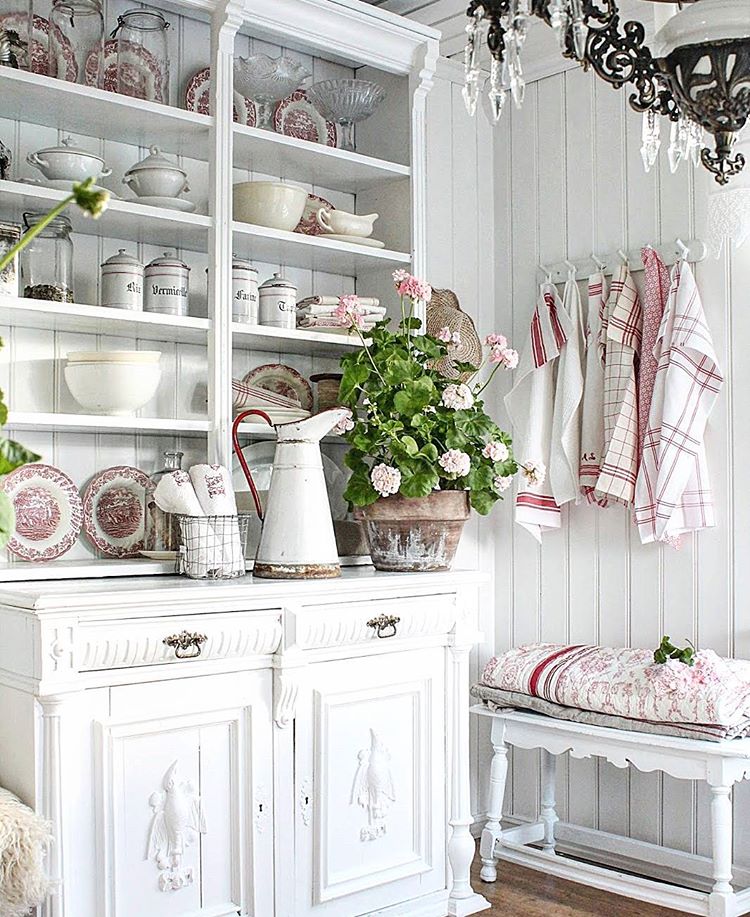 Gorgeous farmhouse style from Vibeke Designs