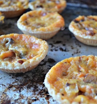 This savory tart made with cheddar and bacon are perfect for a picnic