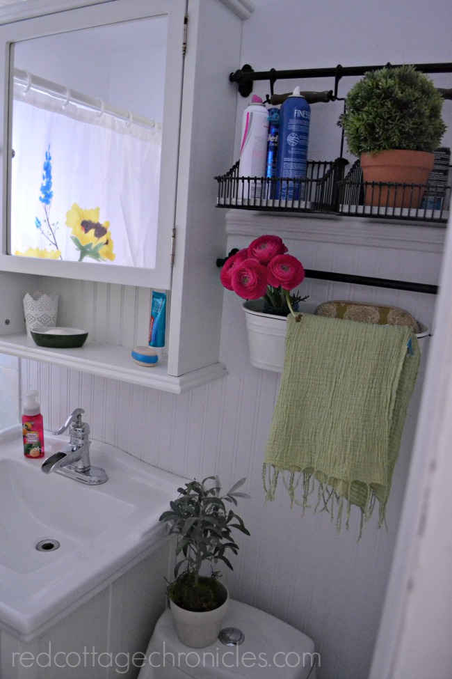 Spring bathroom style