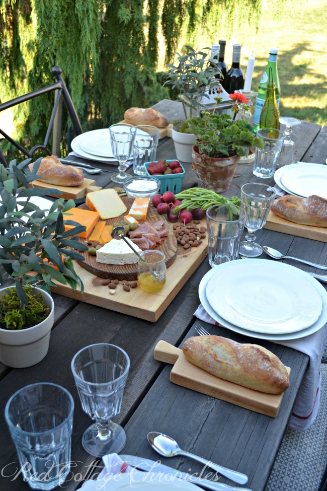 dining alfresco