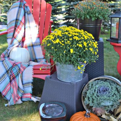 Outdoor Fall Decor When You Have No Porch
