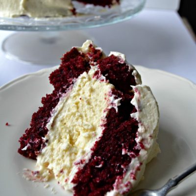 Cheesecake Factory Inspired Red Velvet Cheesecake