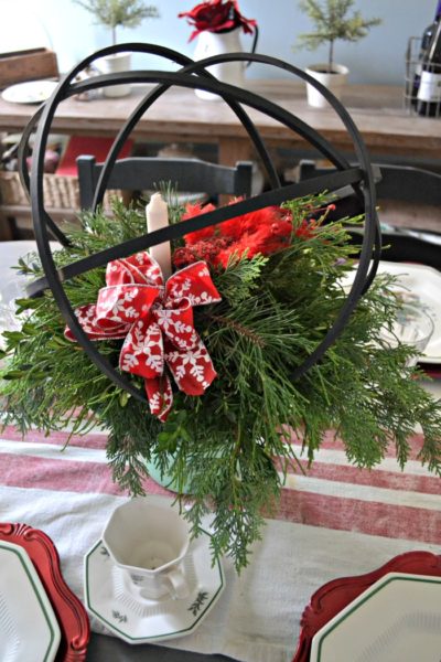 DIY Christmas Centrepiece