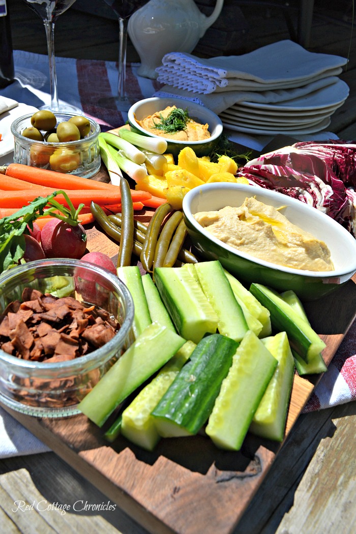 veggie board fresh vegetables and fruit