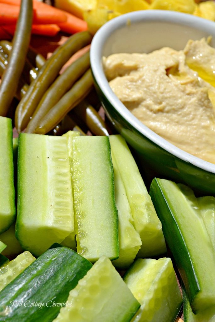 veggie board makes a healthy snack