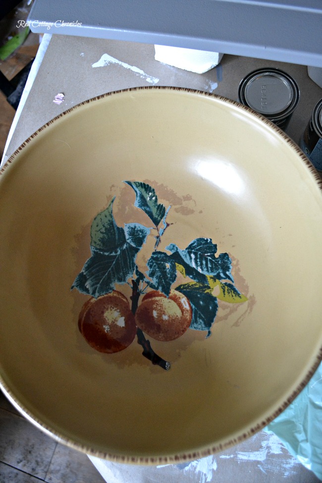 Looking for DIY birdbath ideas? Try upcycling a fruit bowl