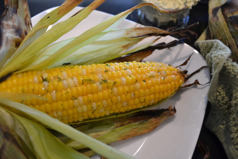Grilled Corn on the Cob With Dill Butter
