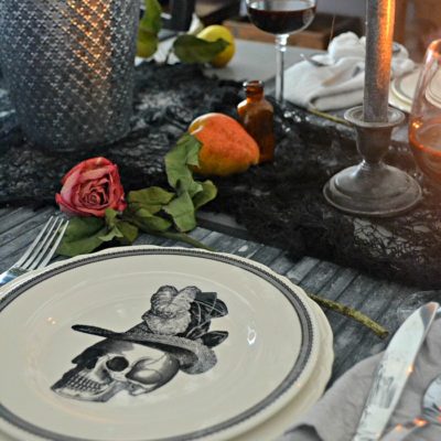 Elegantly Eerie Halloween Tablescape