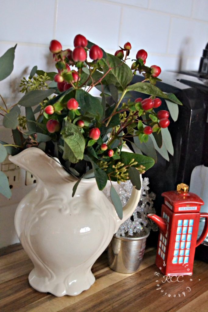 Kitchen Christmas Decor