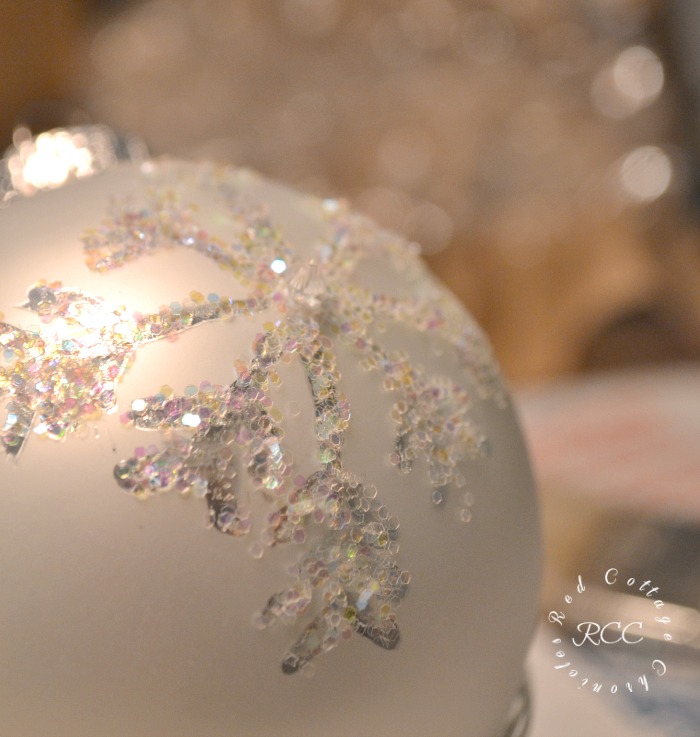 DIY sparkly snowflake ornament
