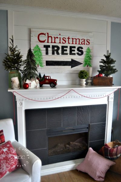 Christmas Mantels and more Christmas decor ideas