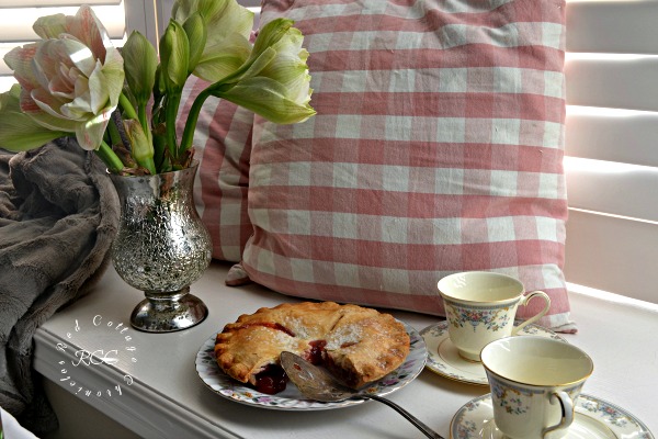 A romantic table for two just in time for Valentine's Day