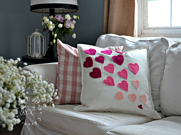 no sew crafts - easy no sew Valentine pillow cover