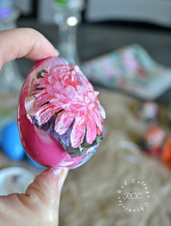 Mod Podge Easter Eggs