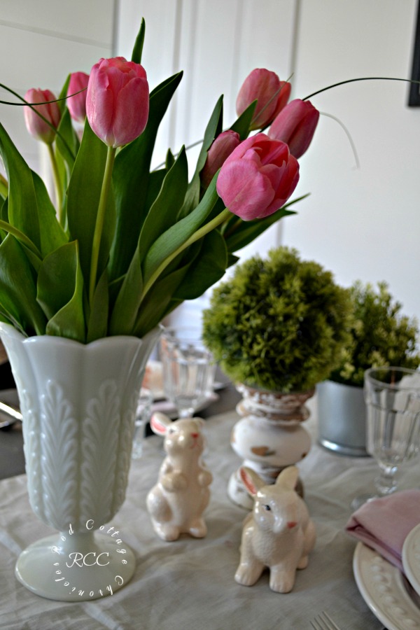easy spring table decor