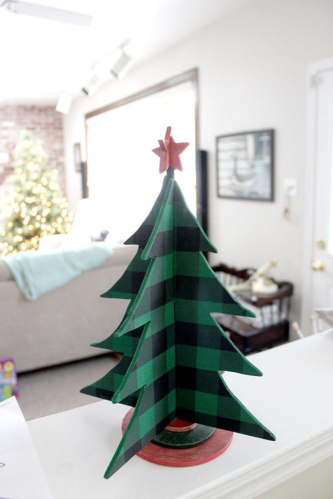 10 DIY Wood Christmas Decorations