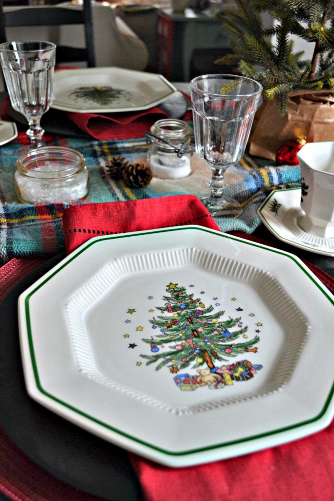 Winter Woodland Christmas Tablescape