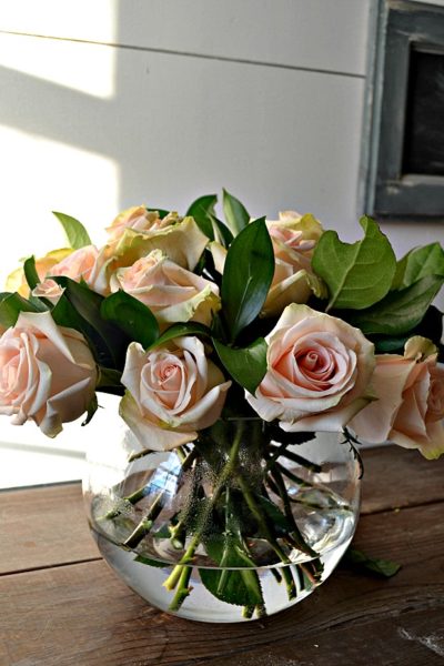 how to arrange roses like a pro