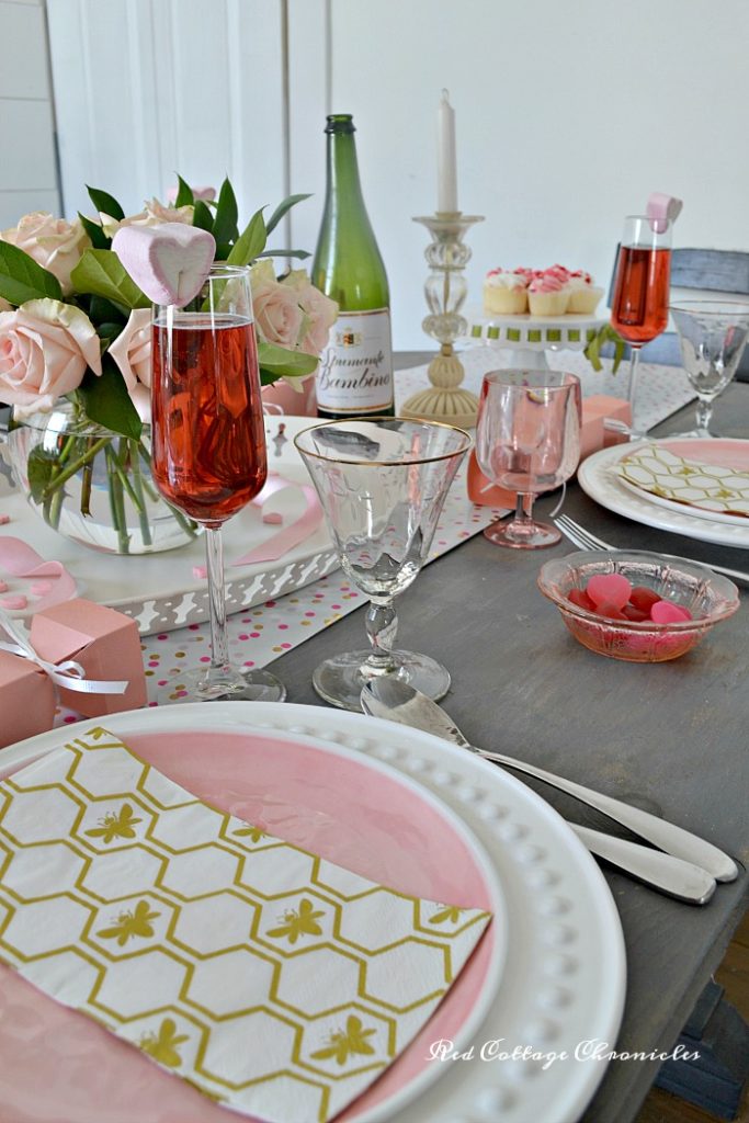 Valentine's Day Table Decoration Ideas