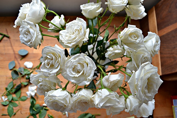 Easy White and Green Flower Arrangement