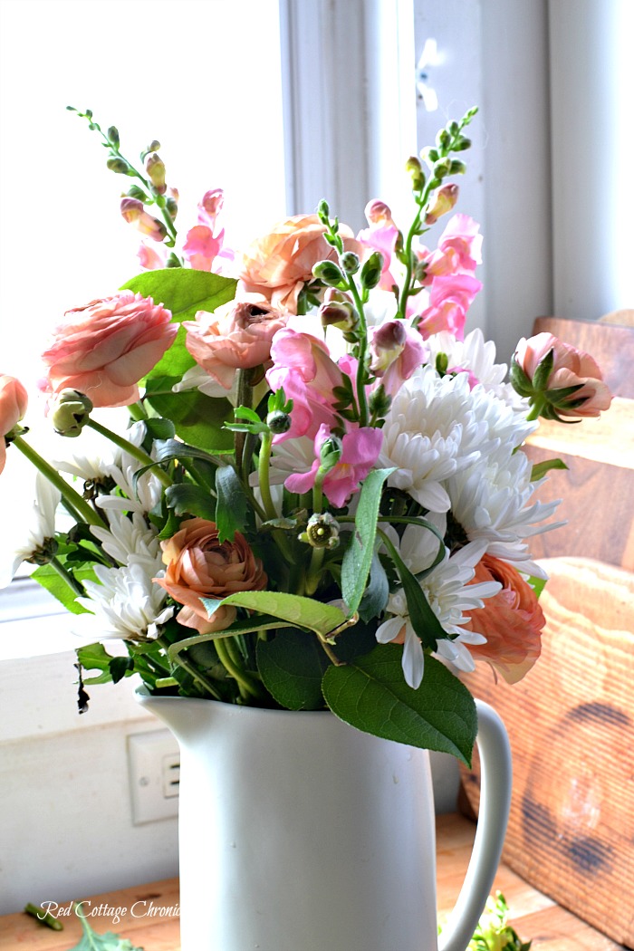 how to arrange flowers for spring