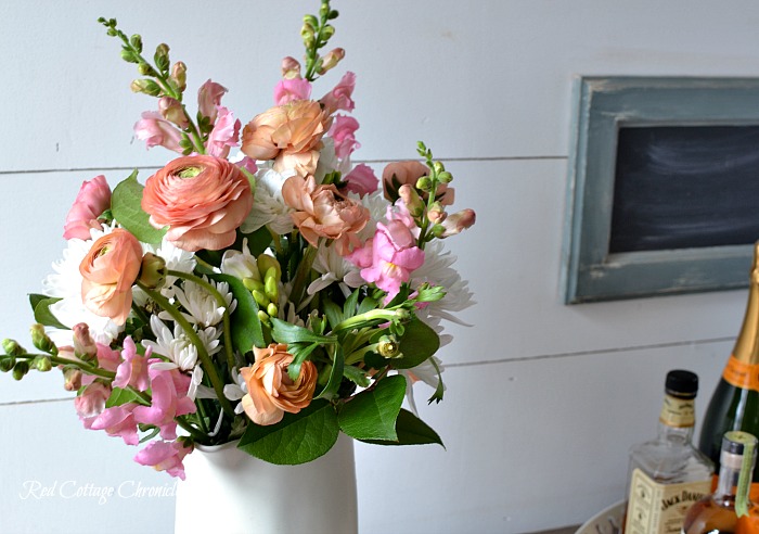 how to arrange spring flowers