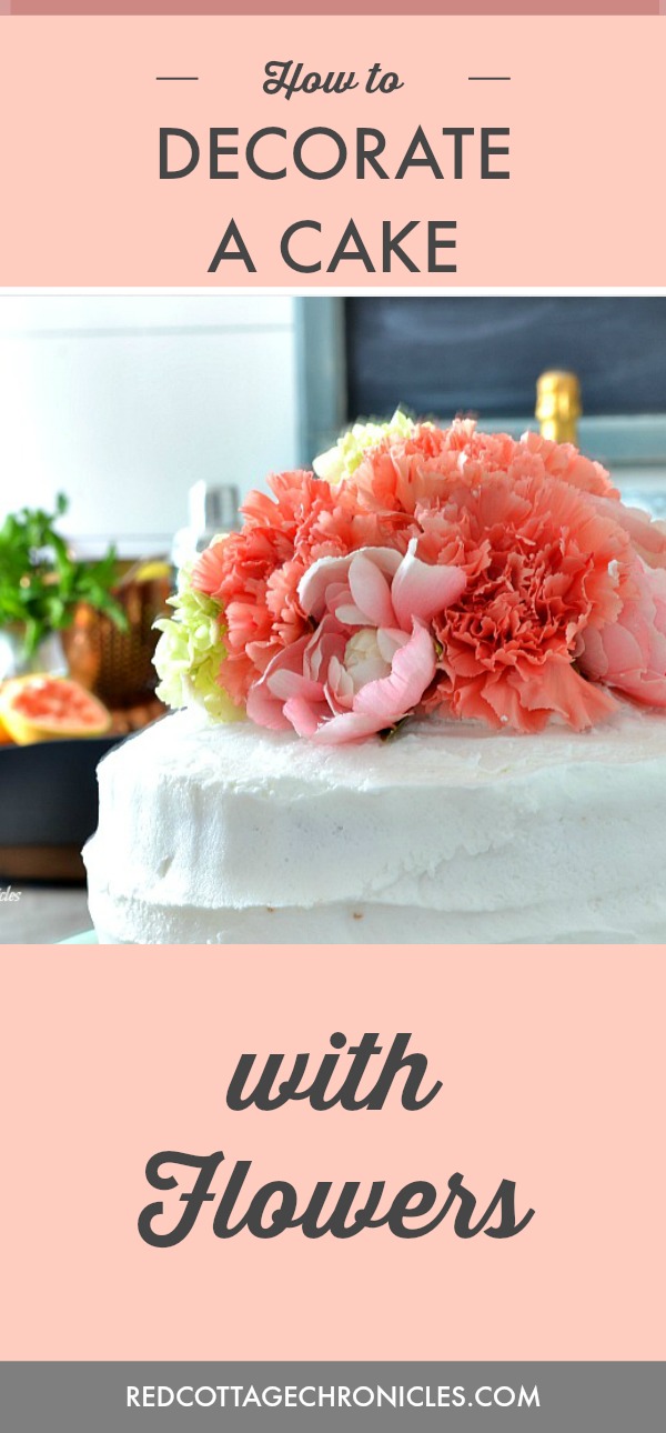 How to Decorate a Cake with Flowers