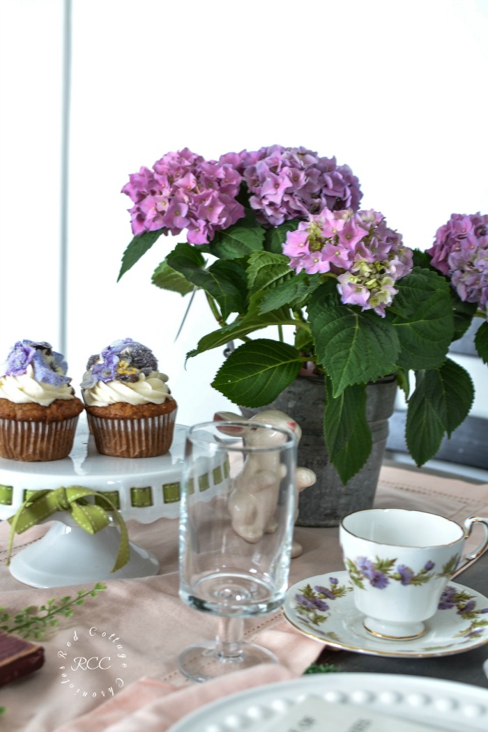 Easter Tablescapes Blog Hop