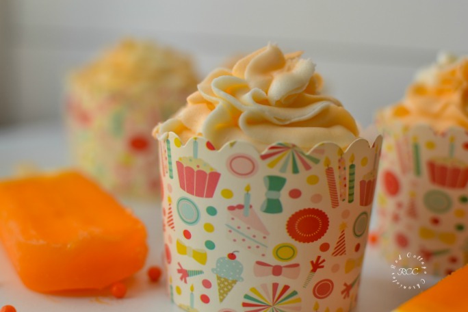 orange creamsicle cupcakes
