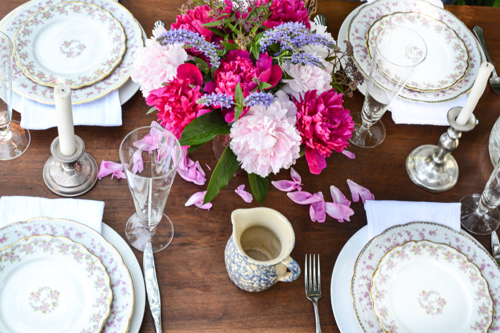 french inspired garden tablescapes