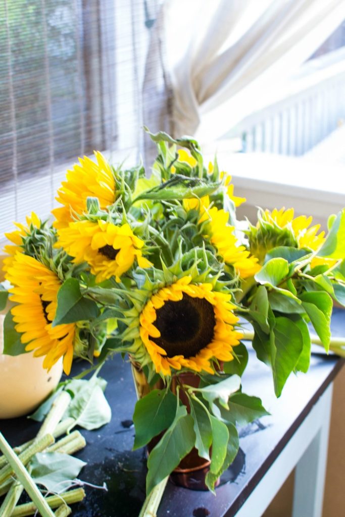 DIY Sunflower arrangements for the table