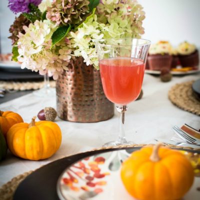 Simple Autumn Tablescape