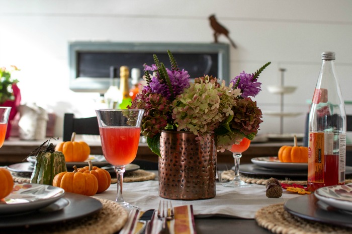 Simple Autumn Tablescape 