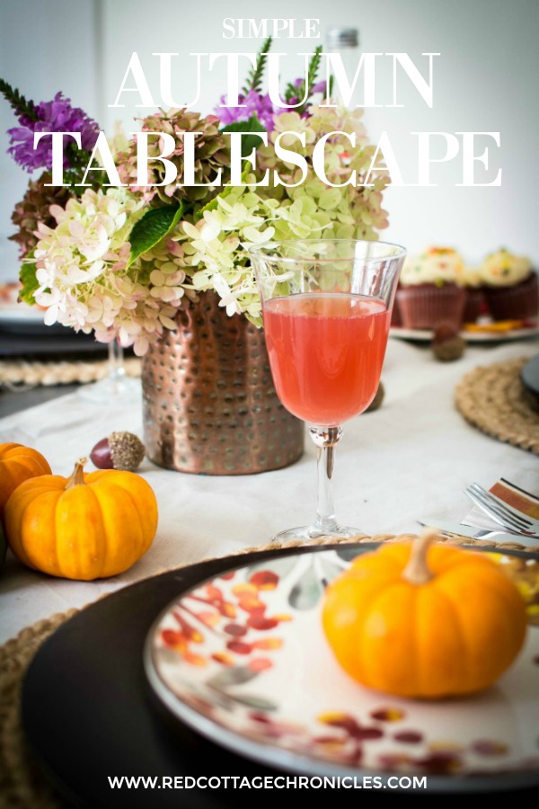 Simple Autumn Tablescape