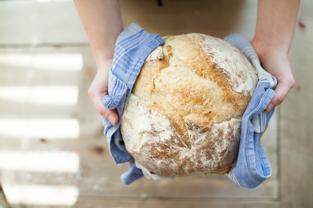 Fresh baked bread helps reduce plastic waste