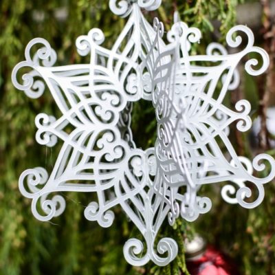 How to make a 3D Snowflake Ornament with Cricut