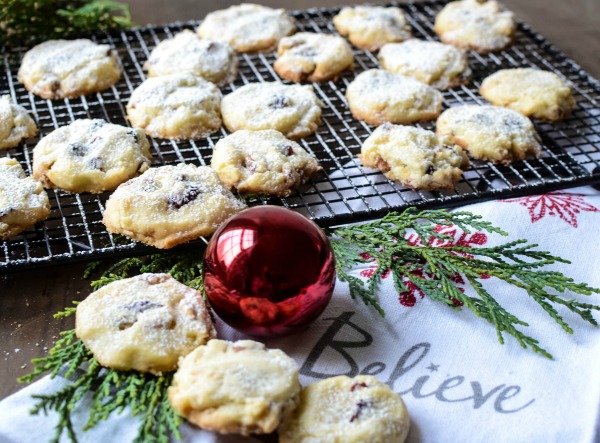 white chocolate cranberry shortbread