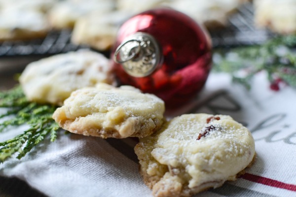 white chocolate cranberry shortbread