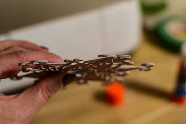 how to make a 3D snowflake ornament