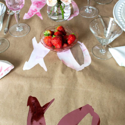 This DIY table runner is an easy Cricut Valentine's Day Project