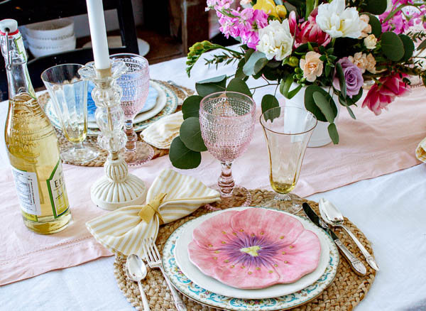 10 tips to help you with your spring dining table decor