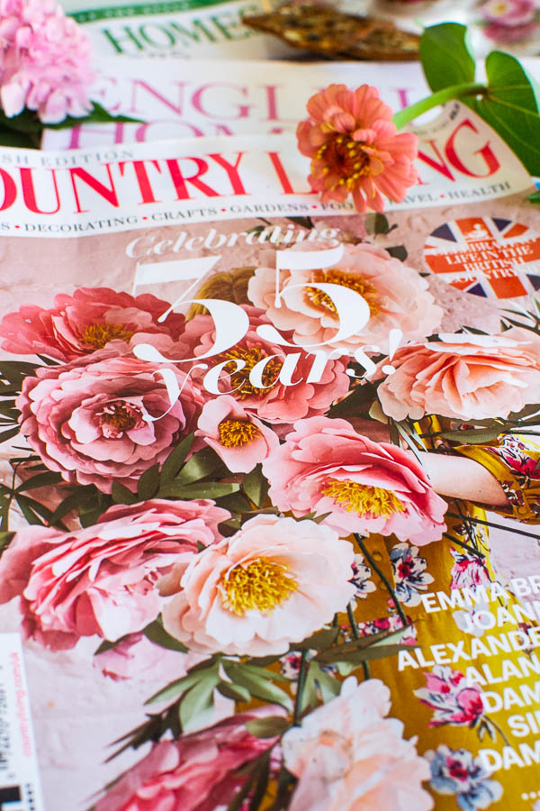 English magazines featuring country cottage decor