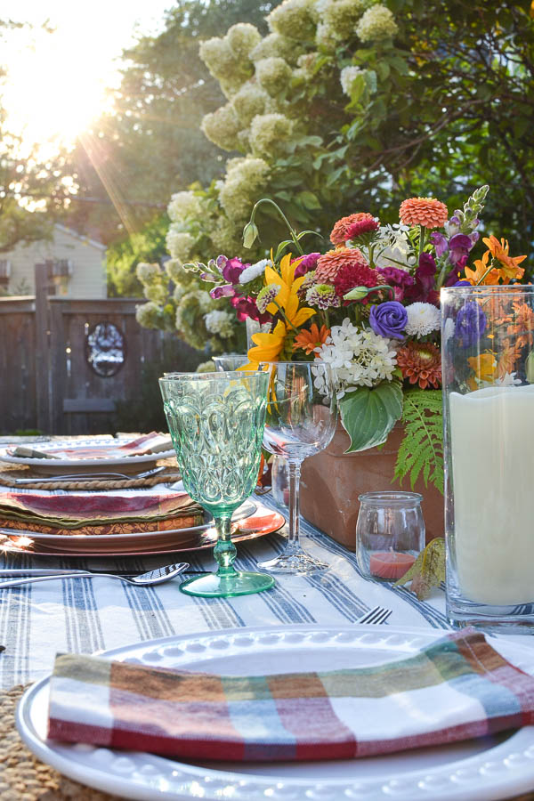 How to Style An Early Fall Dining Table