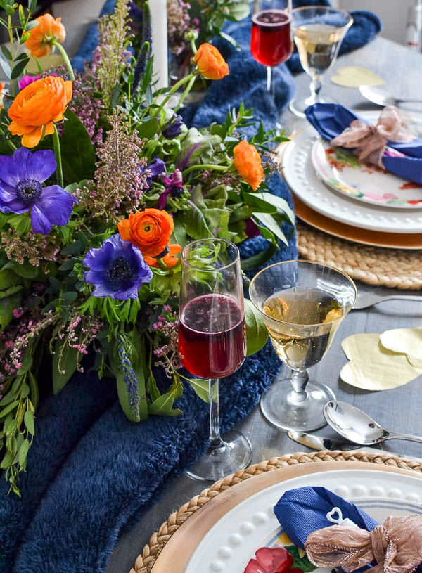 Valentine Table Decor with No Red