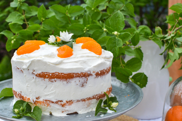 2 layer orange creamsicle poke cake